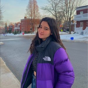 Meet your Posher, Samia